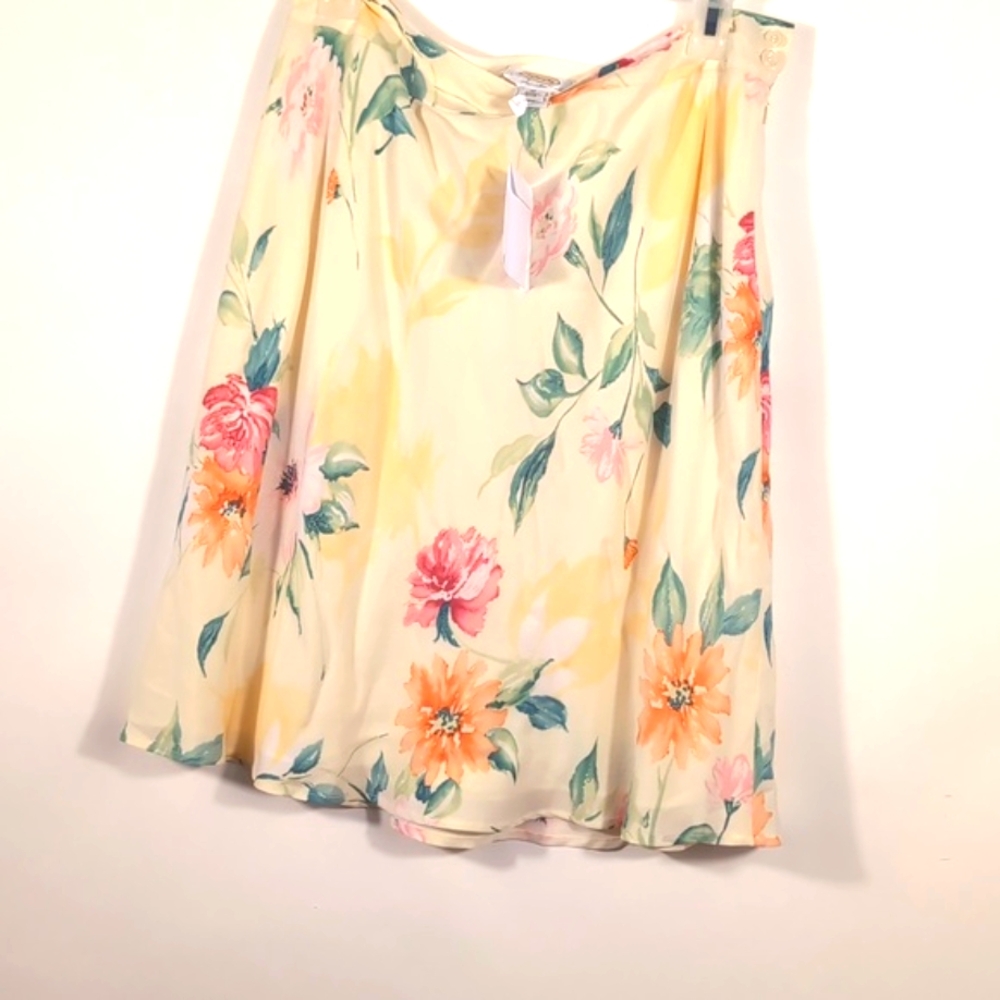 Talbots 12P Floral Cream Skirt NWT Petite Knee Length - Picture 3 of 12